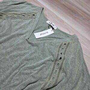 Three Bird Nest Top Womens Large‎ Green Crochet Lace Boho V-Neck MT6339 NWT